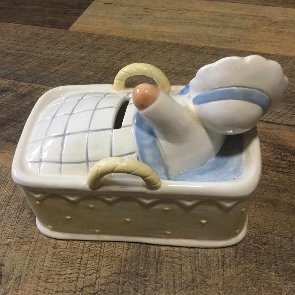 Baby Bank - Picture 4 of 5